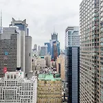 Midtown 2Br W Gym Doorman Nr Times Square Nyc-1400