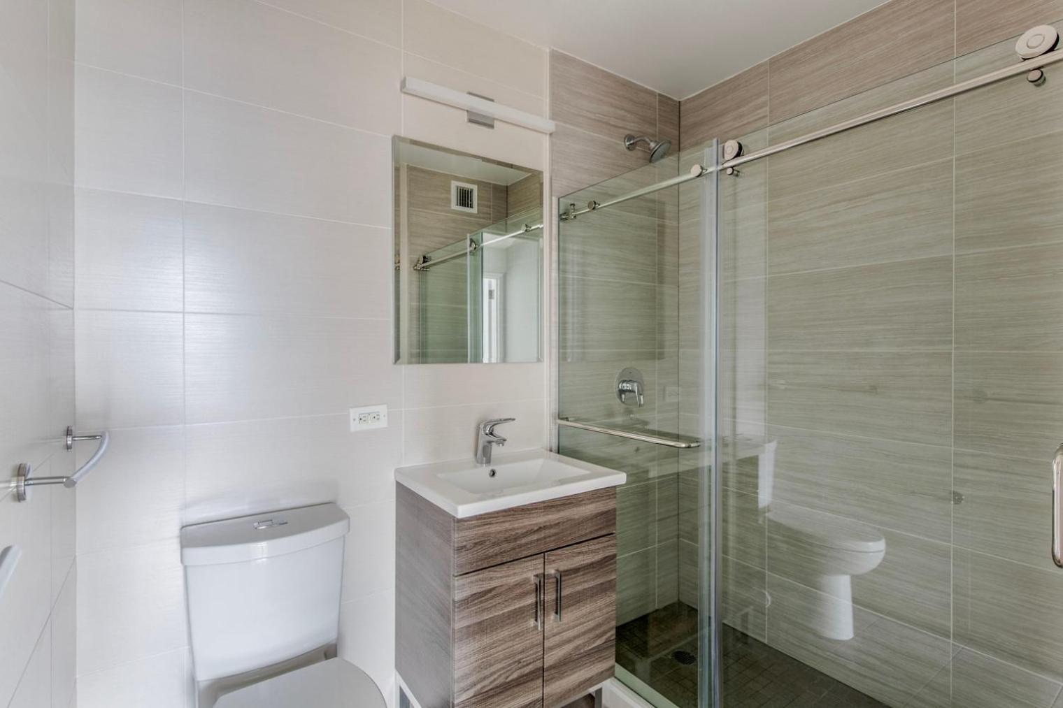 Midtown 2br W Gym Doorman Nr Times Square Nyc-1400 * New York