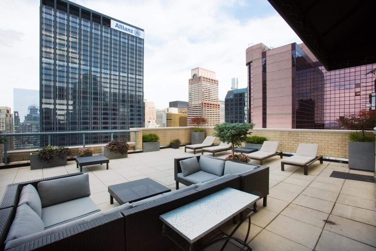 Midtown 2br W Gym Doorman Nr Times Square Nyc-1400 Apartment *